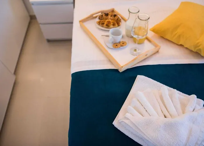 아파트 Little Beauty 트로기르